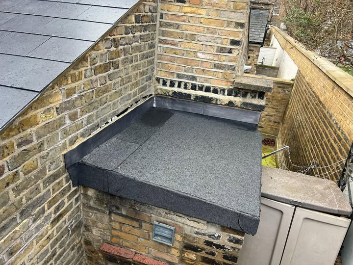 Professional installation and repair of flat roofing systems
